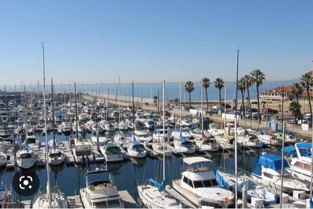 Lovely White Beach House Redondo Beach Buitenkant foto