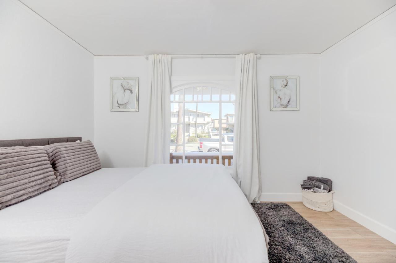 Lovely White Beach House Redondo Beach Buitenkant foto
